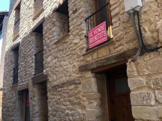Local en venta en Valderrobres de 37  m²