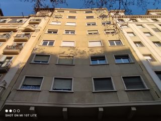 Piso en venta en Barcelona de 65  m²