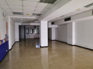 Local en C/ Mare de Deu de Montserrat, El Hospitalet de Llobregat (Barcelona) 3