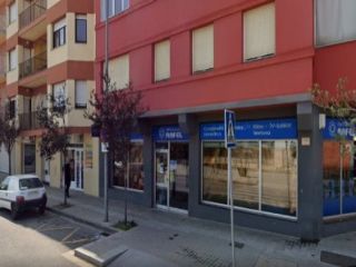 Local en venta en Figueres de 238  m²