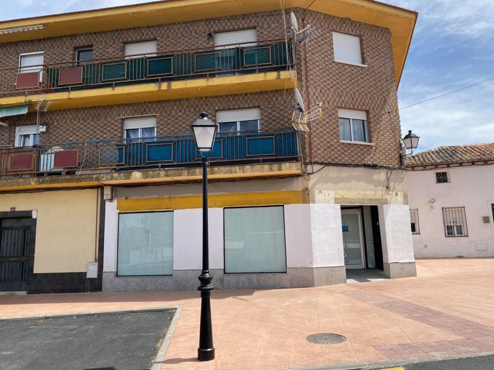 Local en venta en Valdetorres De Jarama de 118 m²