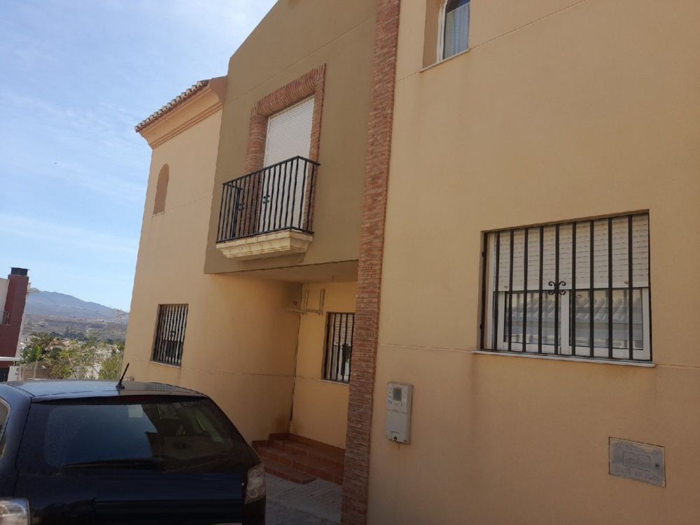Duplex en venta en Huercal De Almeria de 197 m²
