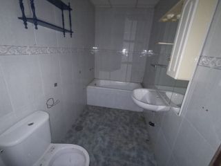 Casa en venta en C. Puebla De Los Infantes, 39, Sevilla, Sevilla 16