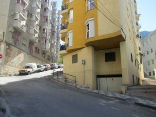 Garaje en venta en Loja de 24  m²