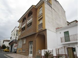 Garaje en venta en Zubia, La