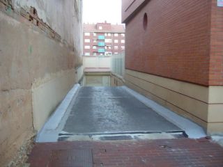 Garaje coche en venta en C. Acequia, 2, Logroño, La Rioja 2