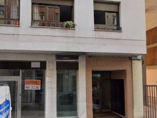 Local en venta en Oviedo de 173  m²