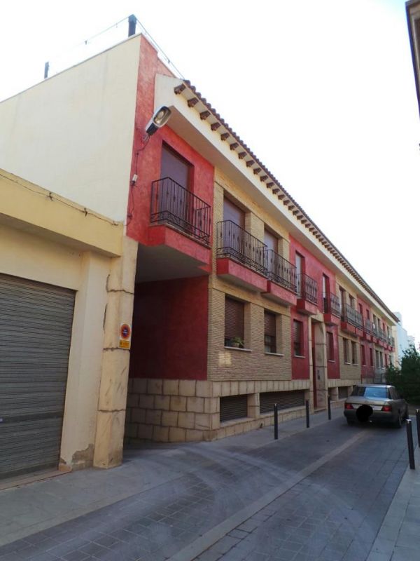 EDIFICIO en C/ Jose Antonio, 15 en Los Desamparados - Orihuela