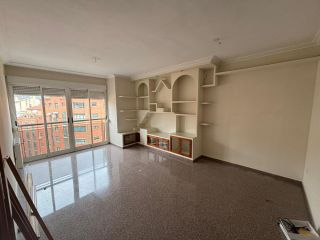 VENTA FLASH_Vivienda con trastero y garaje en la Av. de la Hispanidad de Alcoy 10